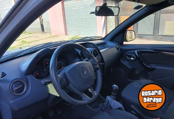 Autos - Renault Duster 2016 GNC 128000Km - En Venta