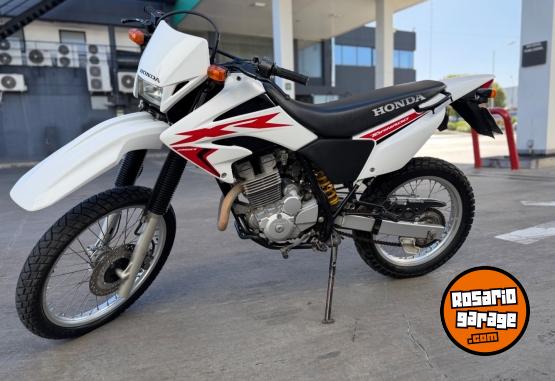 Motos - Honda Tornado Xr 250 2021 Nafta 16500Km - En Venta