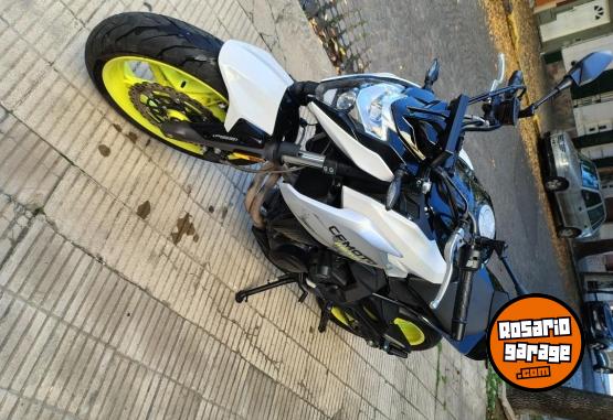 Motos - CF 650 nk 2024 Nafta 12000Km - En Venta