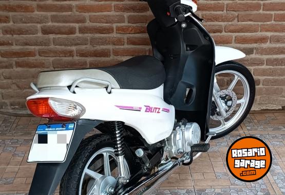 Motos - Motomel Blitz full 110 2025 Nafta 6500Km - En Venta