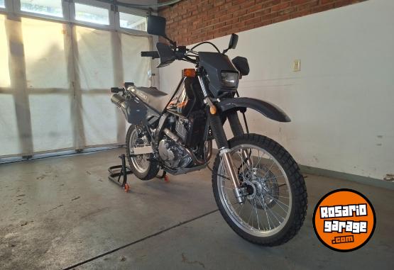 Motos - Suzuki Dr 650 2025 Nafta 5300Km - En Venta