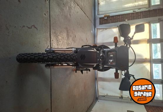 Motos - Suzuki Dr 650 2025 Nafta 5300Km - En Venta