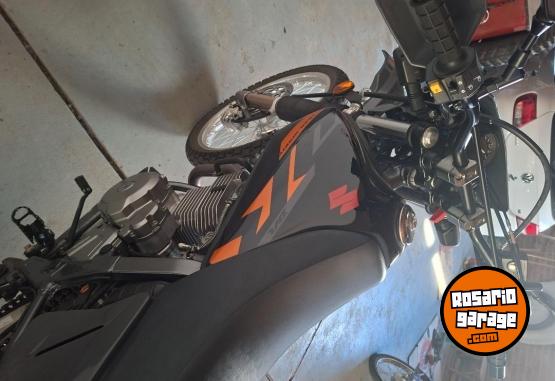 Motos - Suzuki Dr 650 2025 Nafta 5300Km - En Venta
