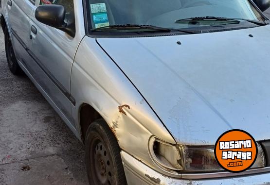 Autos - Volkswagen Pointer 1997 Nafta 222222Km - En Venta