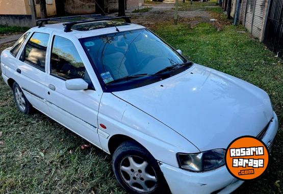 Autos - Ford Escort 2000 GNC 122340Km - En Venta