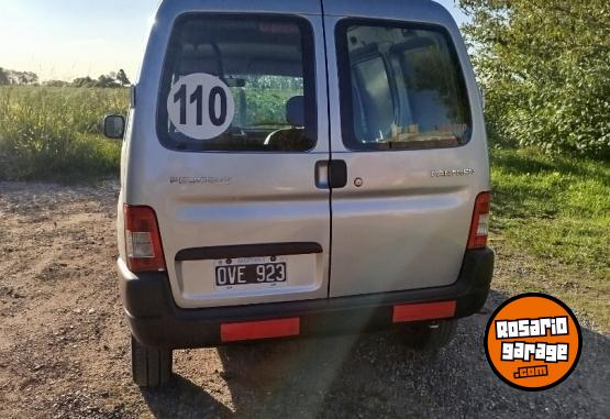 Utilitarios - Peugeot Partner confort 1.6 hdi 2015 Diesel 108000Km - En Venta