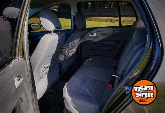 Autos - Volkswagen Fox CrossFox 2007 Nafta 141628Km - En Venta