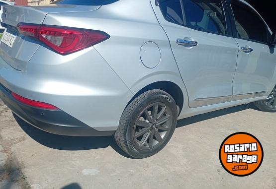 Autos - Fiat Cronos 2023 GNC 60000Km - En Venta