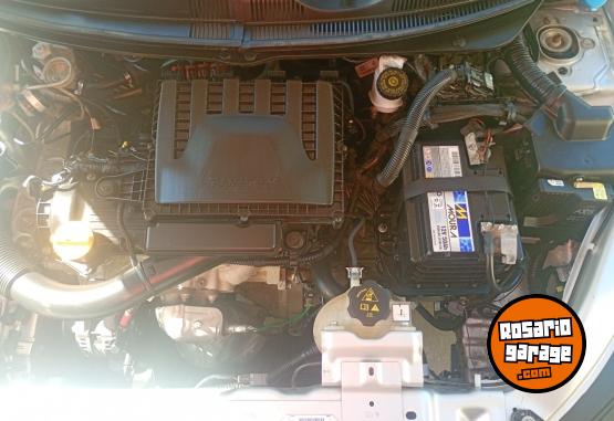 Autos - Fiat Cronos 2023 GNC 60000Km - En Venta