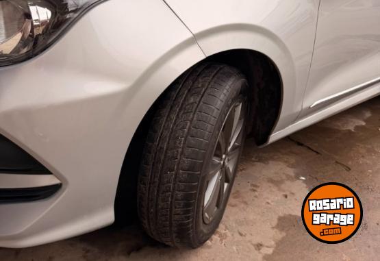 Autos - Fiat Cronos 2023 GNC 60000Km - En Venta