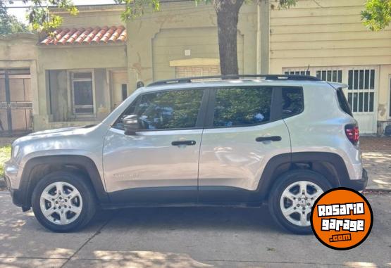 Camionetas - Jeep Renegade 1.8 2022 Nafta 52000Km - En Venta