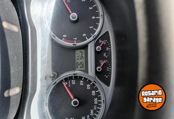 Autos - Volkswagen Gol Trend pack 1 2010 Nafta 245000Km - En Venta