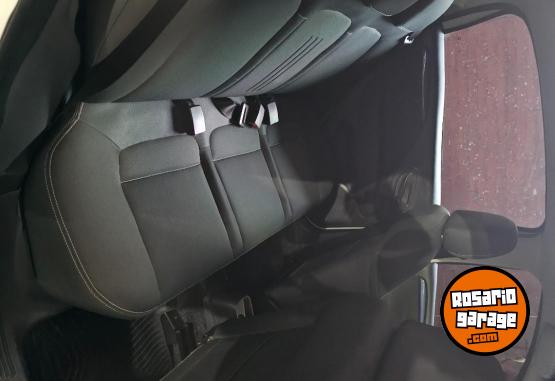 Autos - Fiat Punto  Attractive 2017 Nafta 150000Km - En Venta