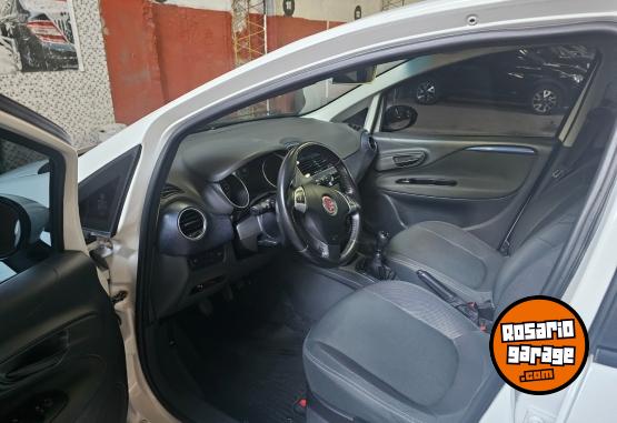 Autos - Fiat Punto  Attractive 2017 Nafta 150000Km - En Venta