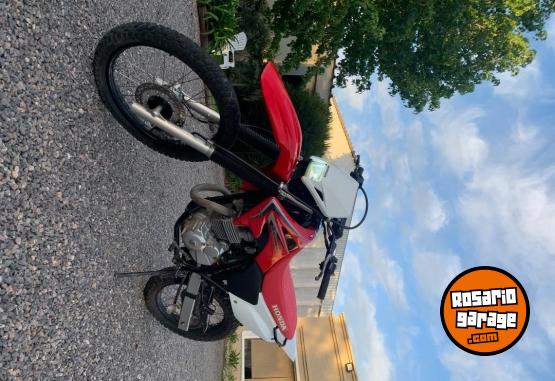 Motos - Honda Tornado 250 2016 Nafta 20000Km - En Venta
