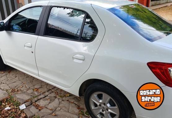 Autos - Renault Logan Privilege Plus 2018 GNC 108200Km - En Venta