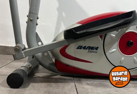 Deportes - CAMINADOR EL�PTICO marca DAIWA - En Venta