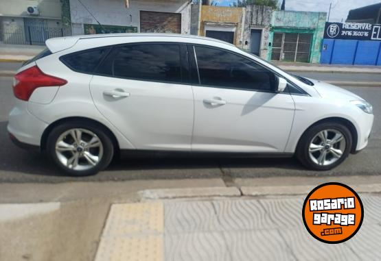 Autos - Ford Focus 2015 Nafta 137000Km - En Venta