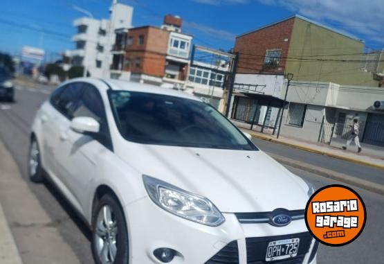 Autos - Ford Focus 2015 Nafta 137000Km - En Venta