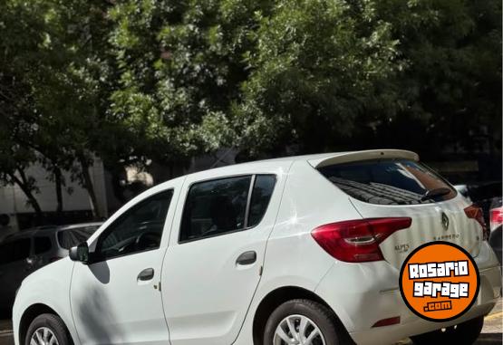 Autos - Renault Sandero 2020 GNC 85000Km - En Venta