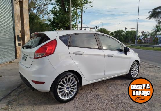 Autos - Ford FIESTA 2016 Nafta 80000Km - En Venta