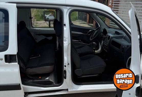 Utilitarios - Citroen BERLINGO 2012 GNC 134000Km - En Venta