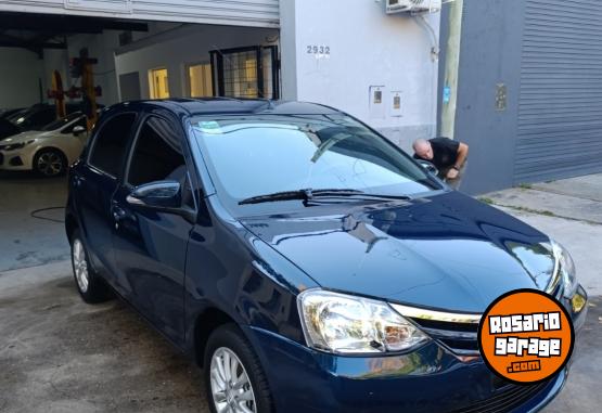 Autos - Toyota Etios XLS 2016 Nafta 41000Km - En Venta