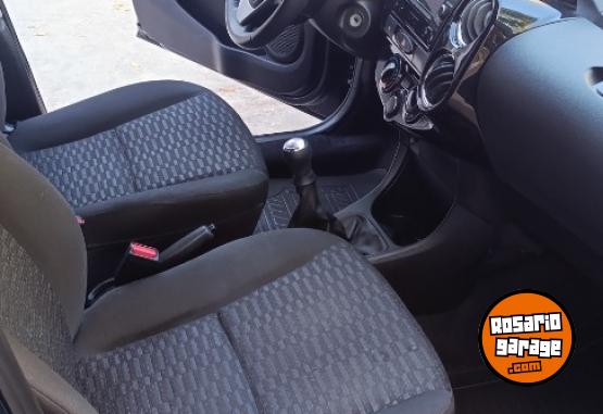 Autos - Toyota Etios XLS 2016 Nafta 41000Km - En Venta