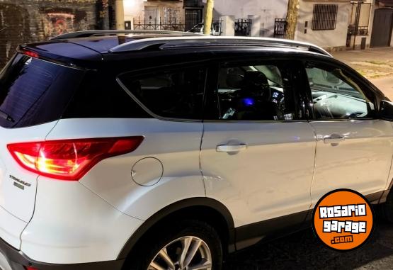 Camionetas - Ford Kuga Titanium 2.0 2016 Nafta 135000Km - En Venta