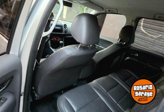 Camionetas - Volkswagen Amarok 2011 Diesel 160000Km - En Venta