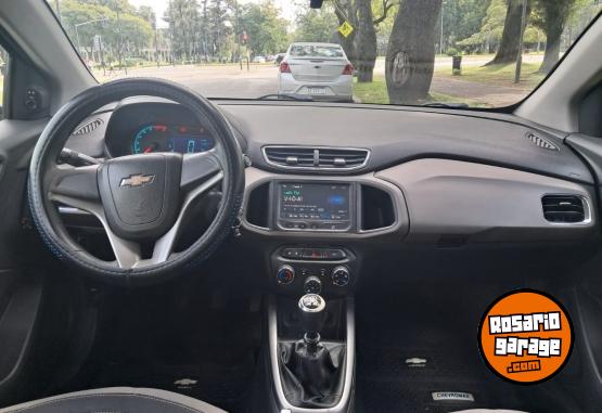 Autos - Chevrolet Prisma LTZ 2015 GNC 120000Km - En Venta