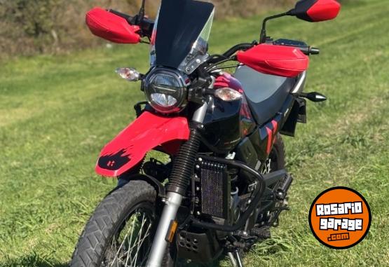 Motos - Hero Xpulse 2025 Nafta 5900Km - En Venta