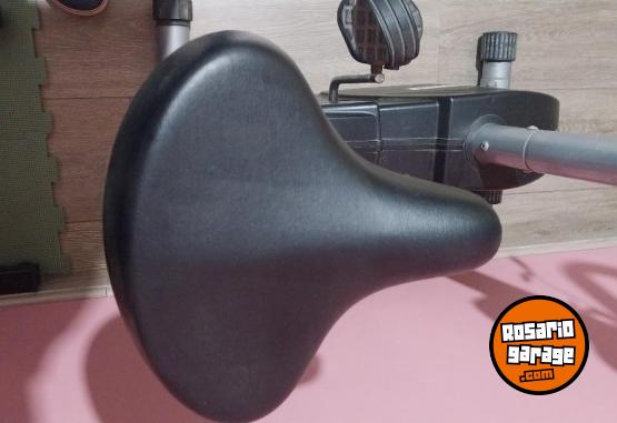 Deportes - Bicicleta fija Daiwa - En Venta