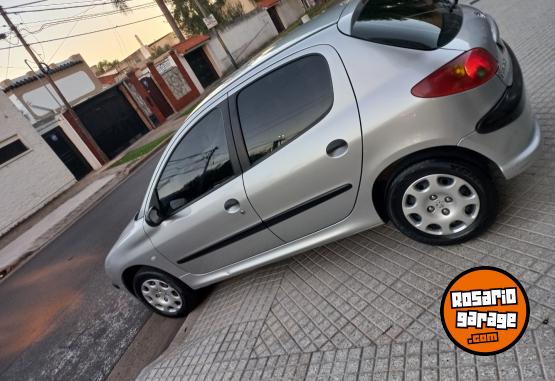 Autos - Peugeot 206 2007 Diesel 150000Km - En Venta