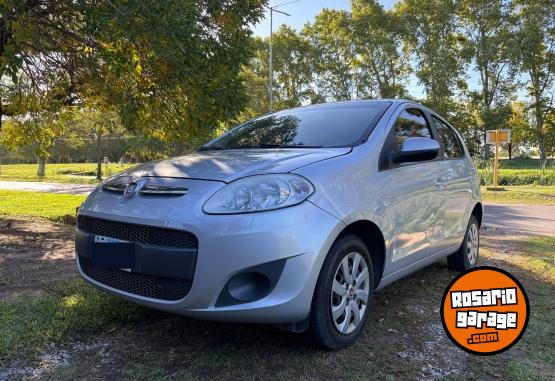 Autos - Fiat Palio Attractive 2015 Nafta 144000Km - En Venta