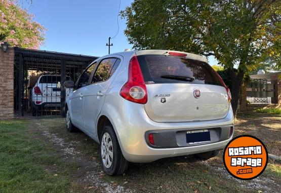 Autos - Fiat Palio Attractive 2015 Nafta 144000Km - En Venta