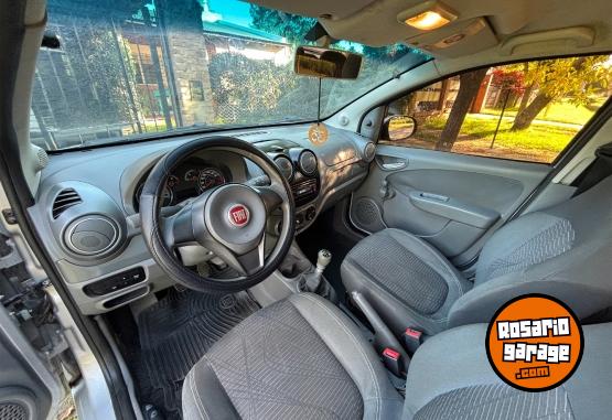 Autos - Fiat Palio Attractive 2015 Nafta 144000Km - En Venta