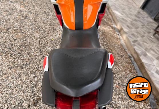 Motos - Honda CB190r 2016 Nafta 32000Km - En Venta