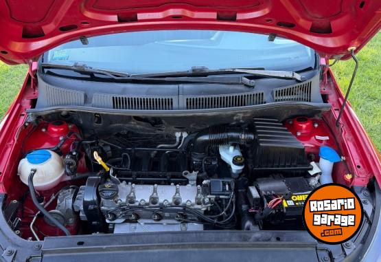 Autos - Volkswagen SURAN 1.6 TRENDLINE 2017 Nafta 118000Km - En Venta