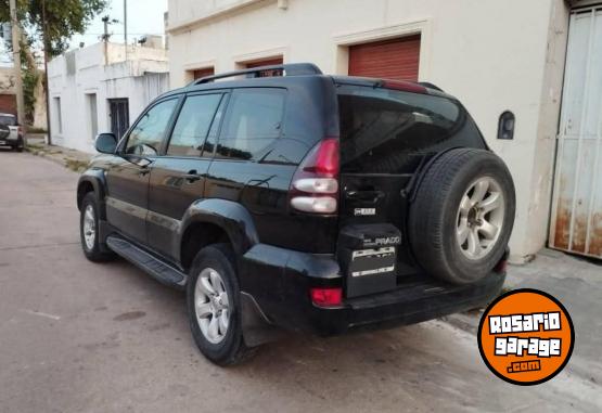 Camionetas - Toyota Land Cruiser Prado VX 2004 Diesel 300000Km - En Venta