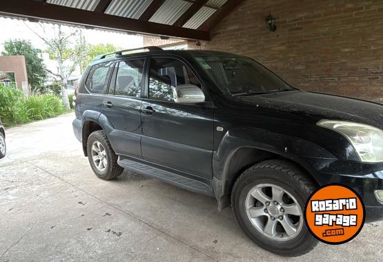 Camionetas - Toyota Land Cruiser Prado VX 2004 Diesel 300000Km - En Venta