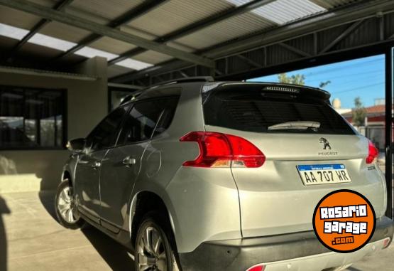 Autos - Peugeot ALLURE 2008 + NAVEGACION 2016 Nafta 94000Km - En Venta