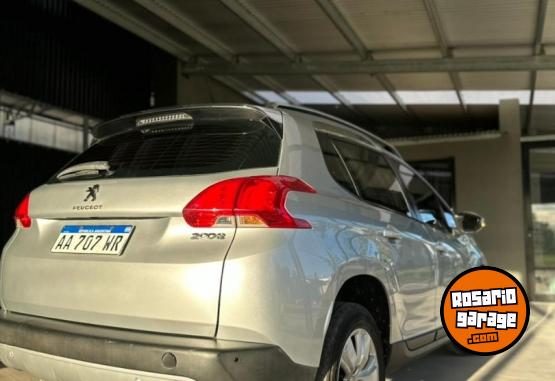 Autos - Peugeot ALLURE 2008 + NAVEGACION 2016 Nafta 94000Km - En Venta