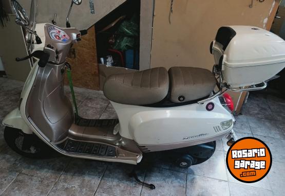 Motos - Zanella Styler 150 Exclusive Z3 2017 Nafta 22000Km - En Venta
