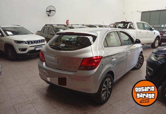 Autos - Chevrolet Onix ltz 2015 Nafta 105000Km - En Venta