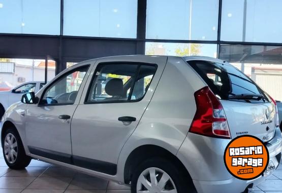Autos - Renault SANDERO CONFORT 1.6 2012 Nafta 140000Km - En Venta