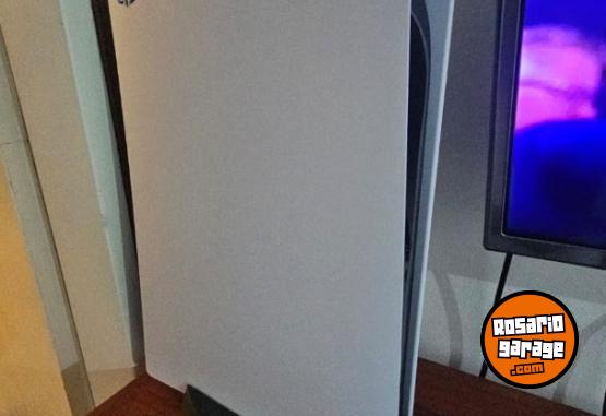 Electr�nica - Vendo PlayStation 5 CFI-1215A en excelente estado, muy poco uso - En Venta