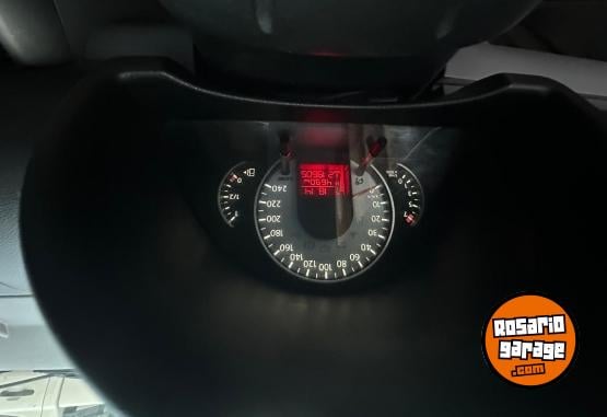 Autos - Volkswagen Suran 2010 Nafta 180000Km - En Venta