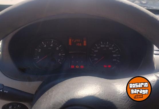 Utilitarios - Renault Kangoo 2013 Nafta 212500Km - En Venta