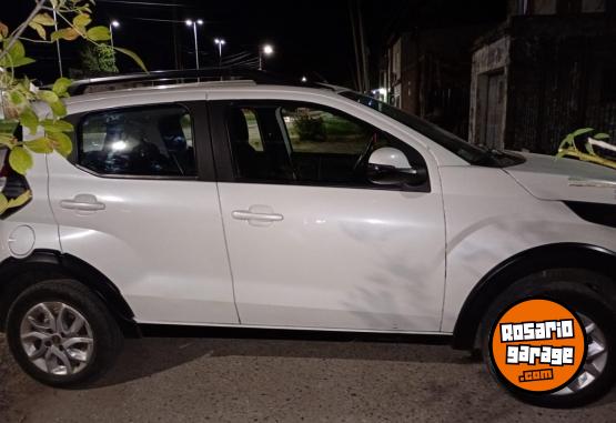 Autos - Fiat Mobi 2017 Nafta 136000Km - En Venta